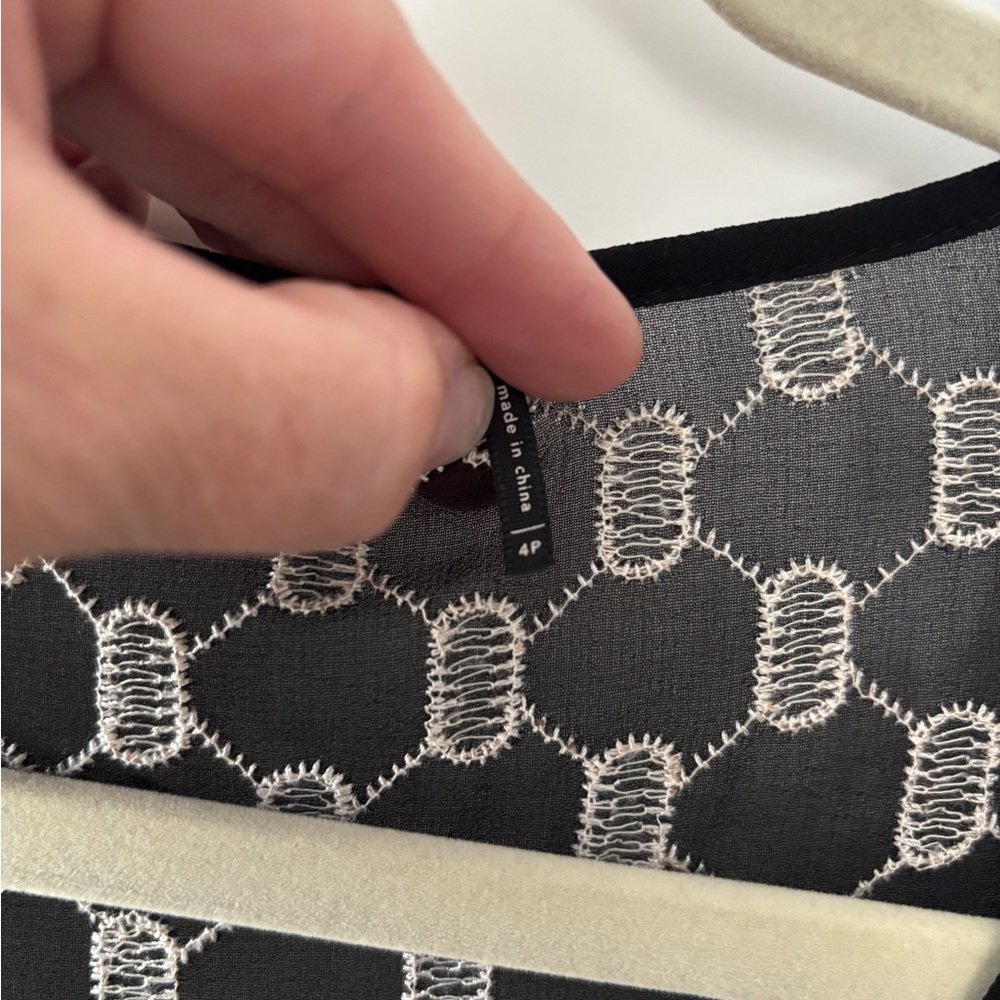 Anthropologie Brooke Eyelet Swing Dress, by Akemi + Kin - Black motif, sz 4P EUC - Picture 6 of 6